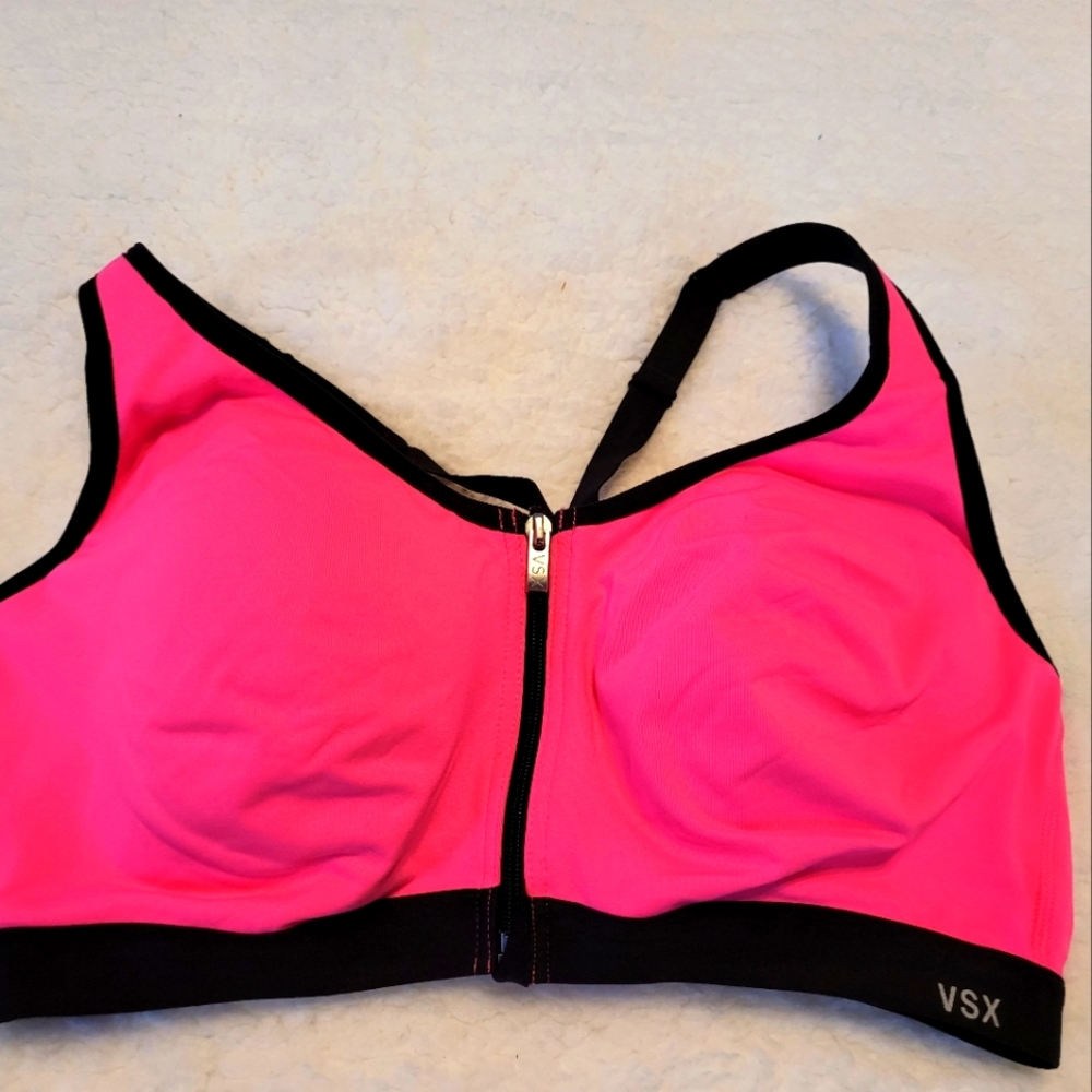 Victoria Secret Sports Bra Size 38C